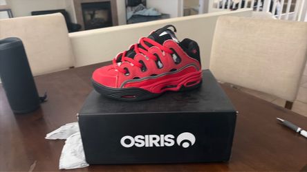 Brand new Osiris shoes size 5 1/2 men’s