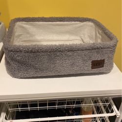 UGG Basket 