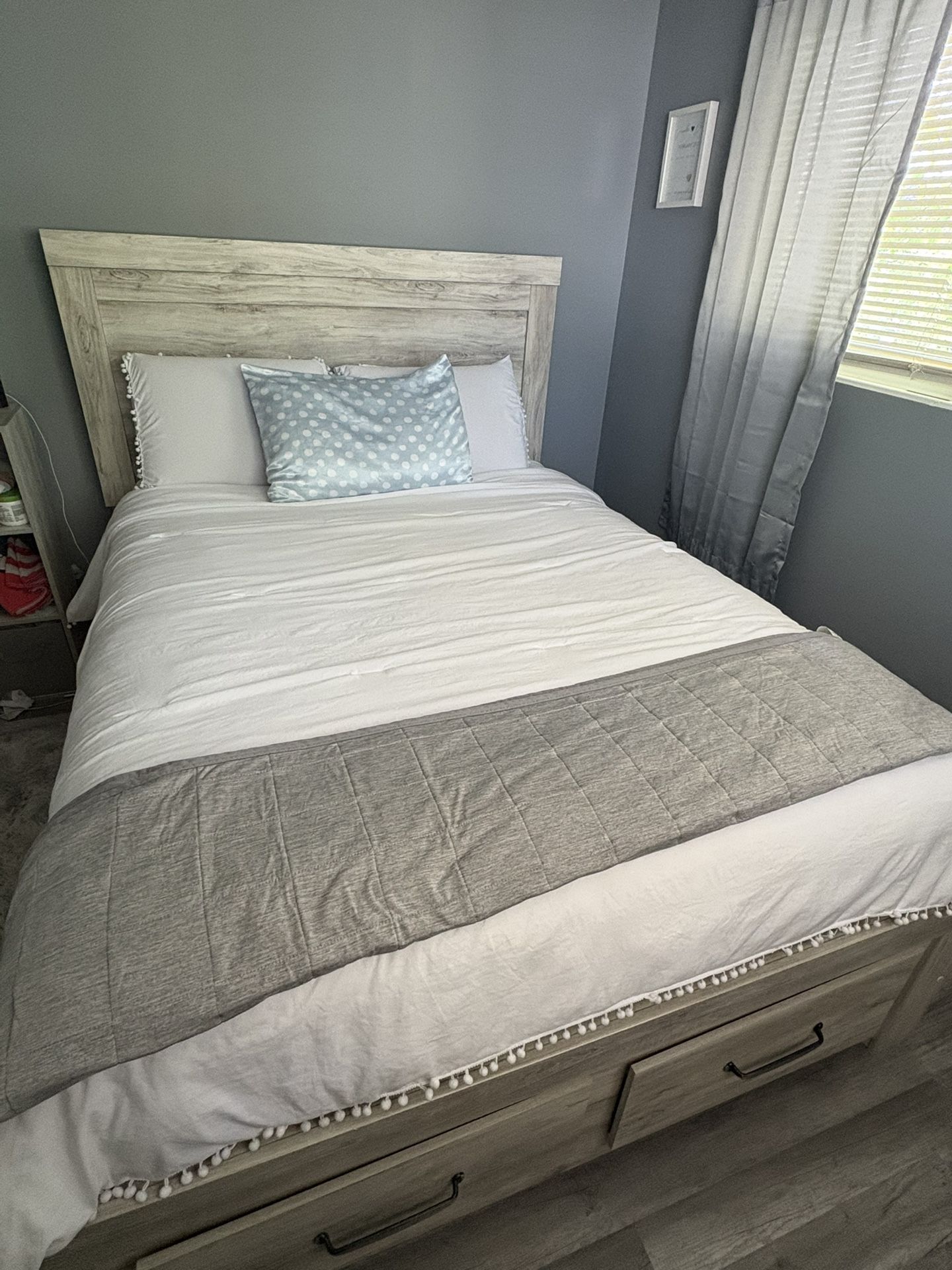 Queen Bed Frame with Adjustable Bed And Mattress
