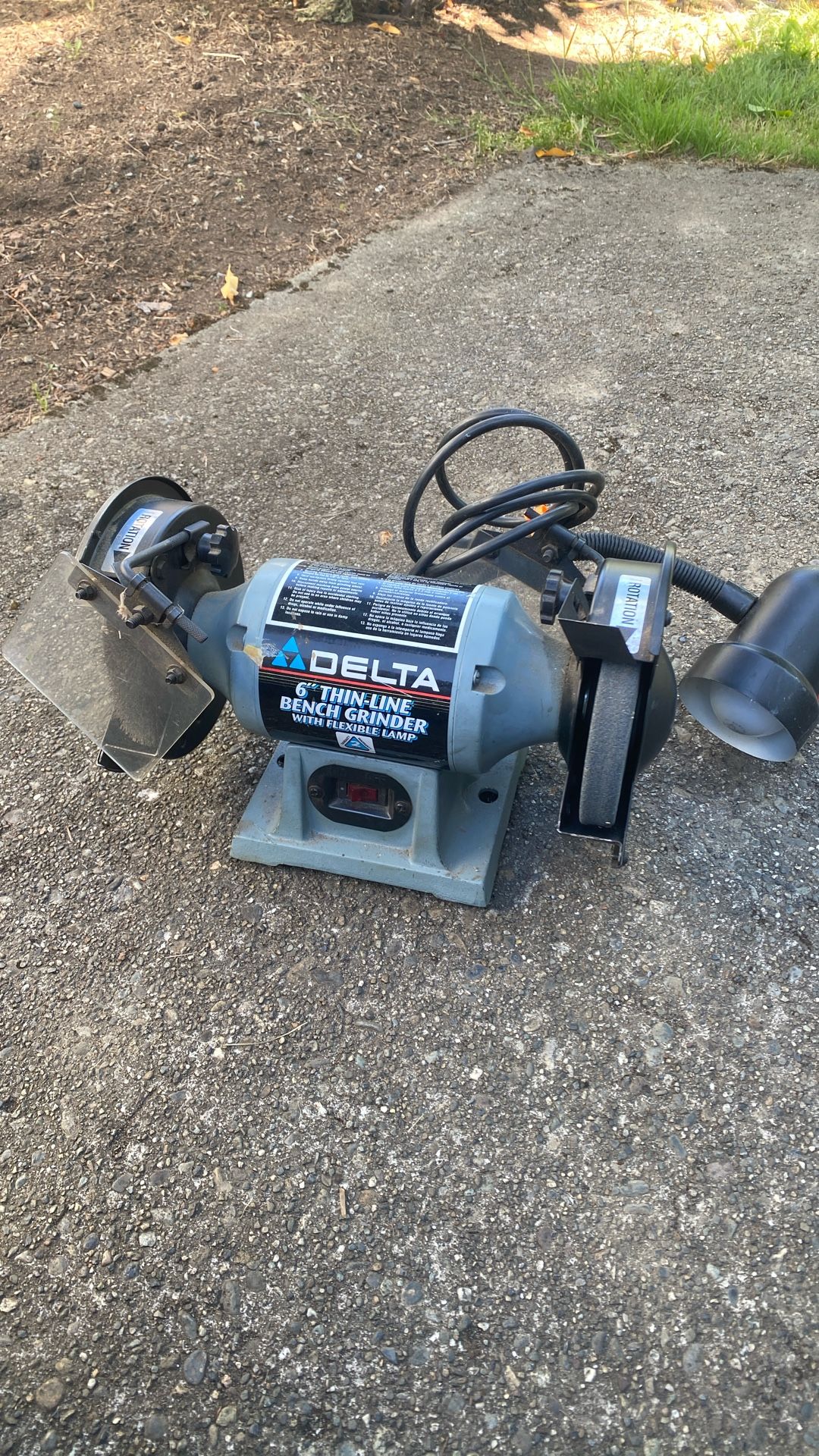 Delta 6” Thin-Line Bench Grinder