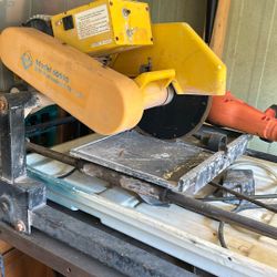 12” Tile Saw / Stand 
