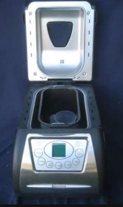 New Bread Maker W. Pack Stainless Steel 