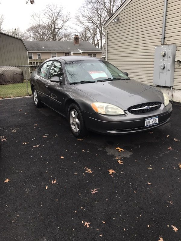 2002 Ford Taurus SES. V6