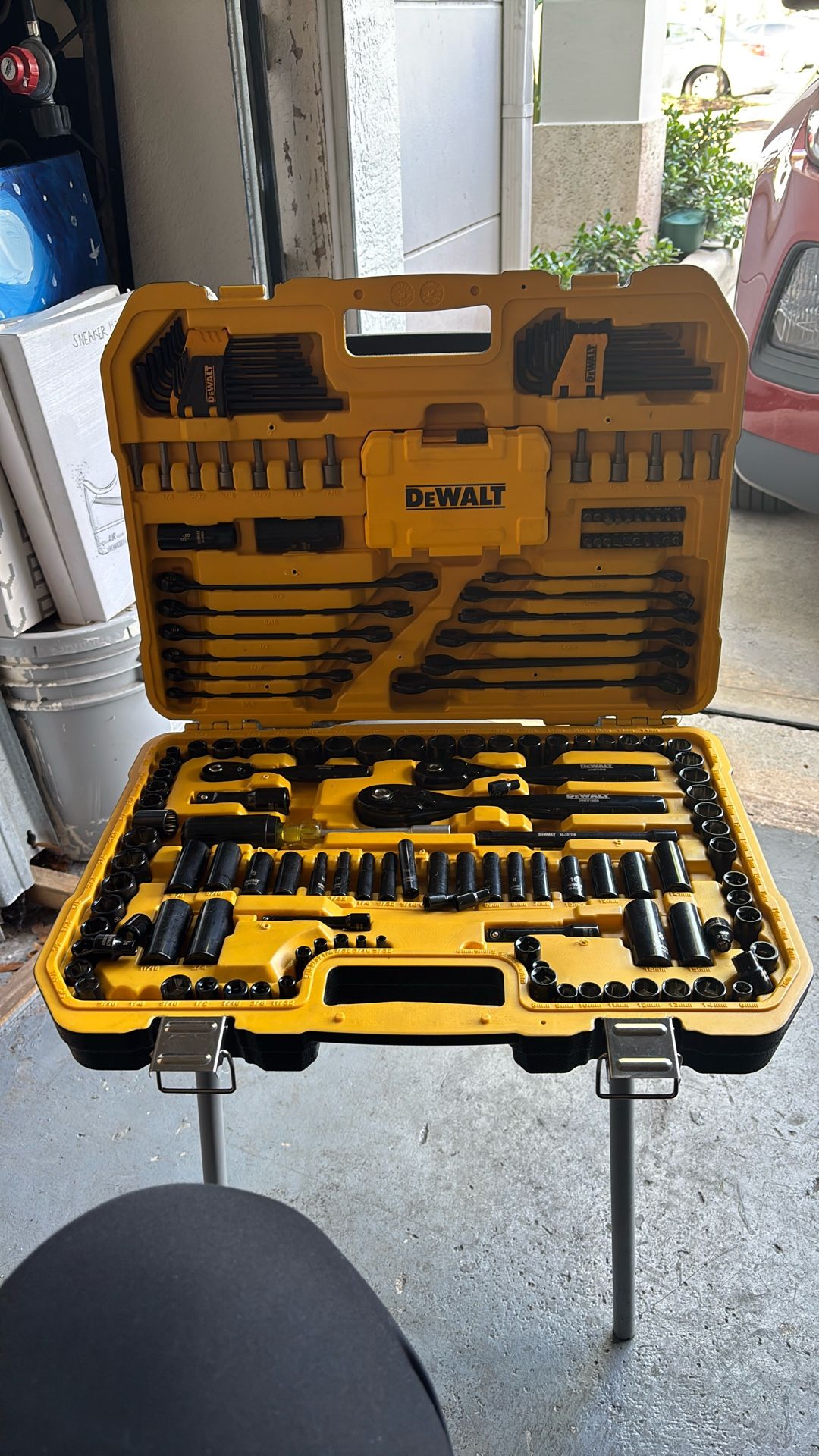 DeWalt Mechanic Tool Set