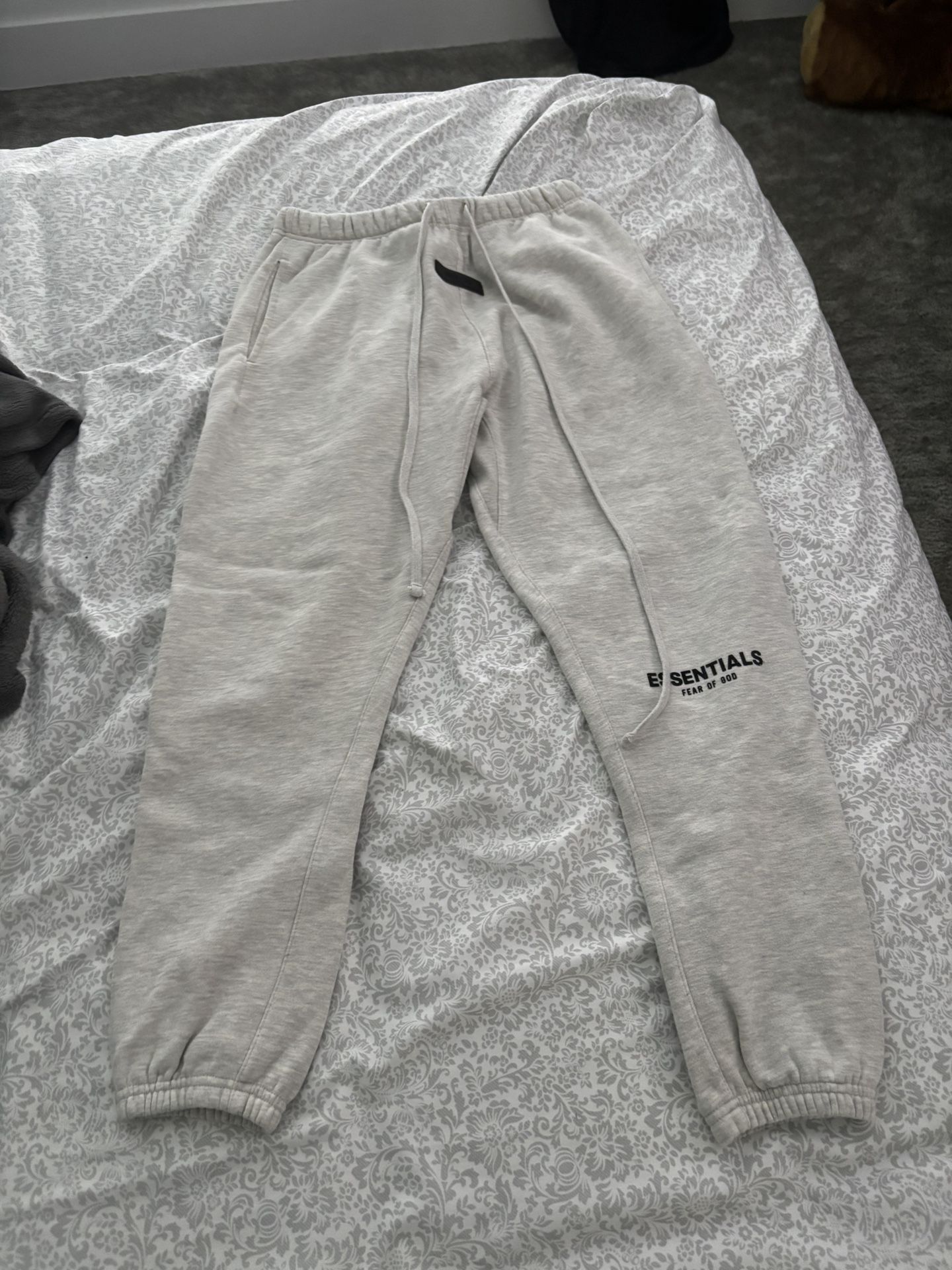 oatmeal essential pants size medium