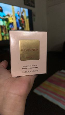 Mary Kay Illuminea