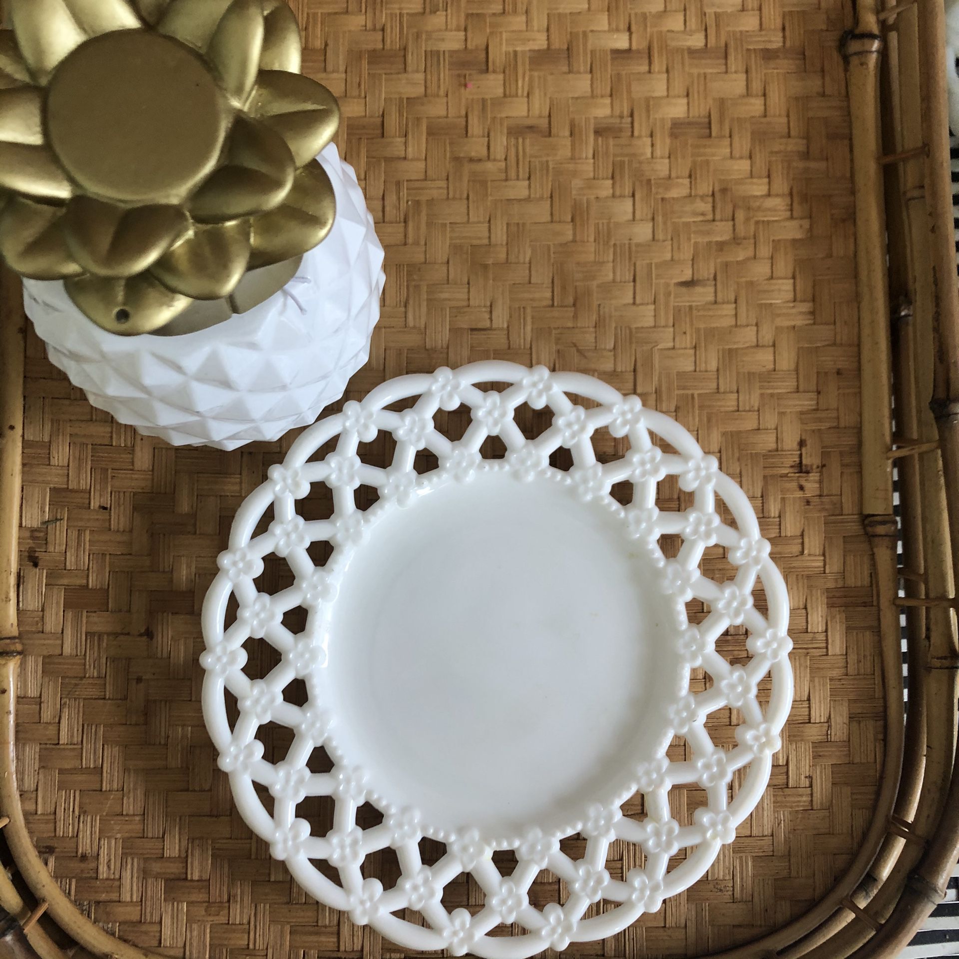 Vintage milk glass lattice pattern plate