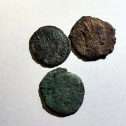 REDUCED! 3 Ancient Roman Coins Circa 2-4 Centuries  For You To Identify!