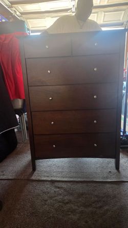 Beautiful Brown Tall 5 Drawer Dresser