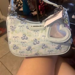 Madden Girl Blueberry And Bow Purse