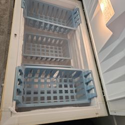 Freezer Reach In