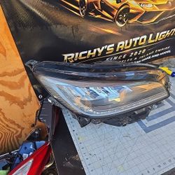 2020-2024 Lincoln Corsair LED Reflector Headlight Right Passenger “1 Missing Tab