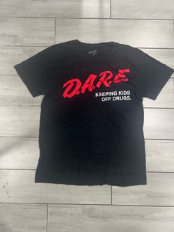 D.A.R.E. Keeping Kids Off Drugs Black Graphic T-Shirt Men’s Size Large L