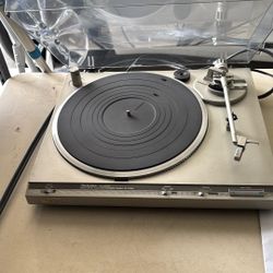 Technics Quarts Direct Drive Al-Q350 In Great Condition 