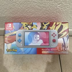 Nintendo Switch Lite Pokemon Pokémon Zacian and Zamazenta