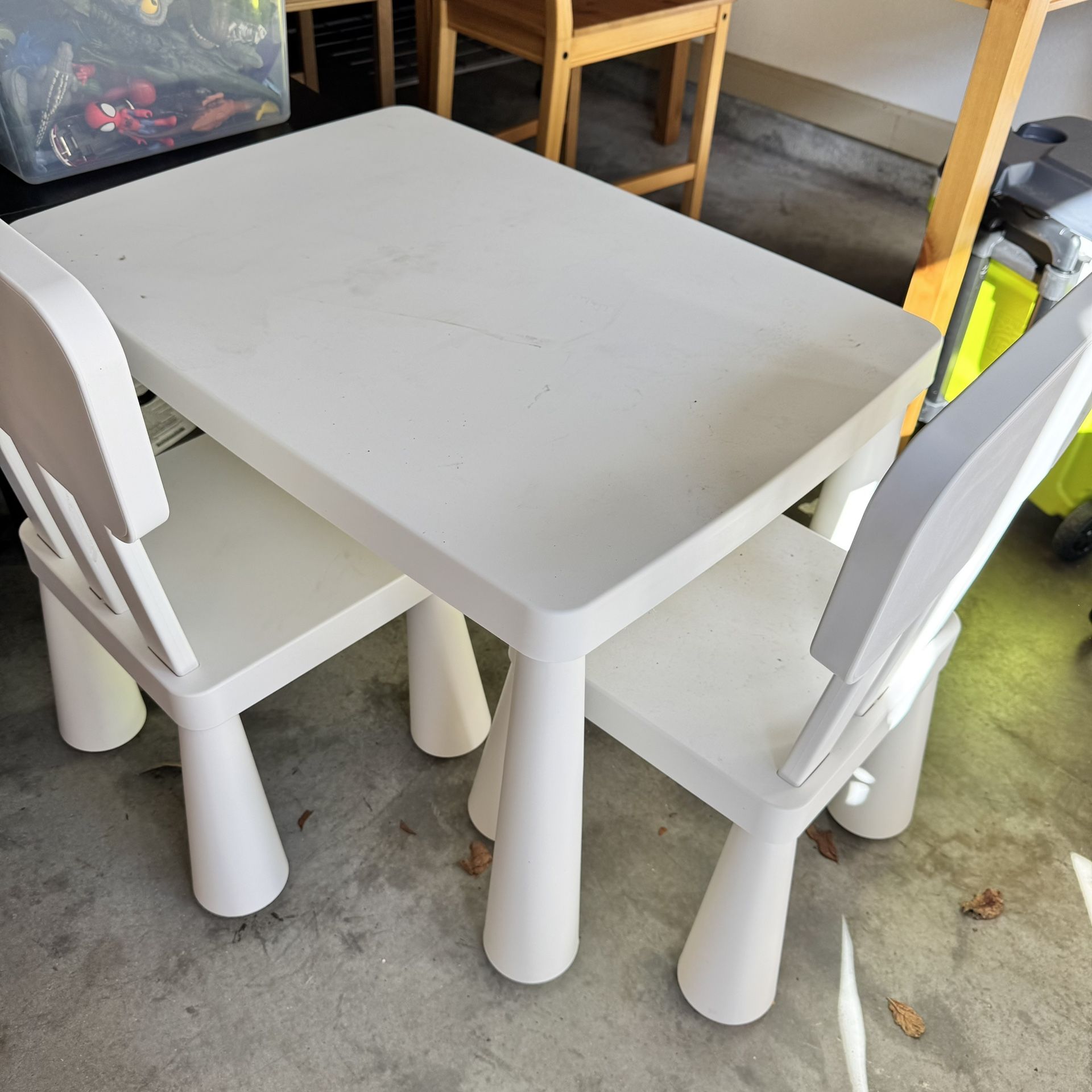 Kids Table + 2 Chairs