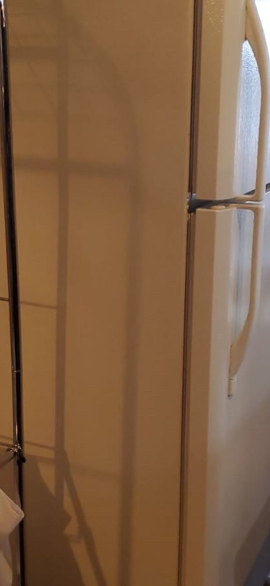 Free Items, Fridge, Hanger, Sofa,