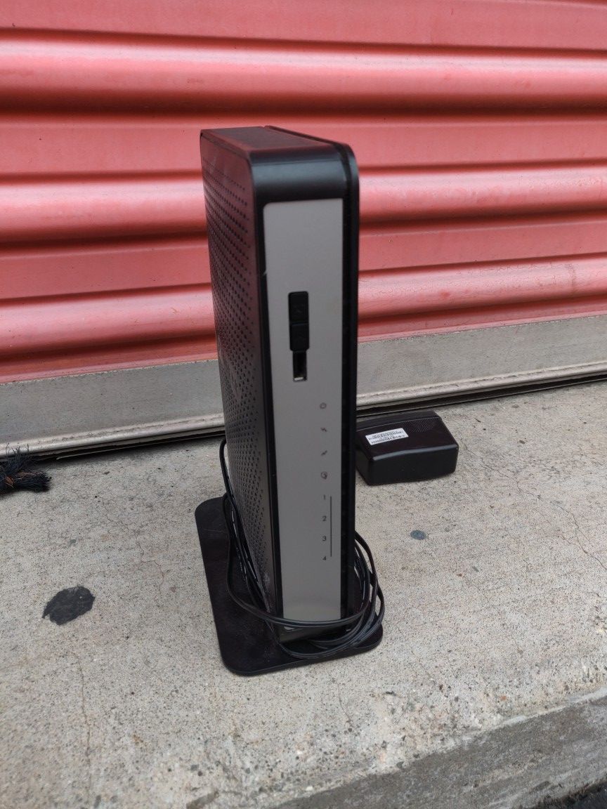 Netgear N450 WiFi Cable Modem Router