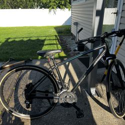 Specialized Hybrid Crosstrail Bike
