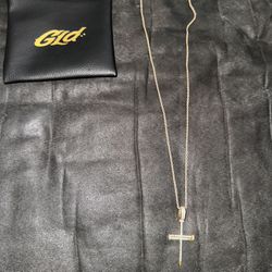 Gold chain and pendant Gld 