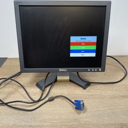 Dell 15" LCD Monitor E156FPc VGA Computer Display