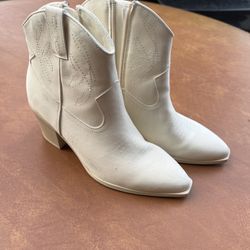 MIA Creme White Cowgirl Women's Boots Size 6