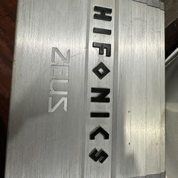 HIFONICS  ZEUZ AMP