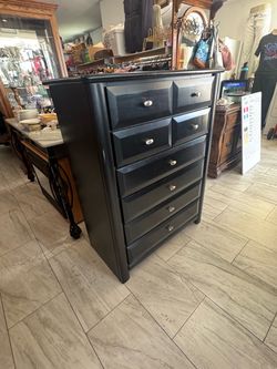 Black dresser 45Hx35x18D