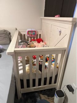 Baby crib