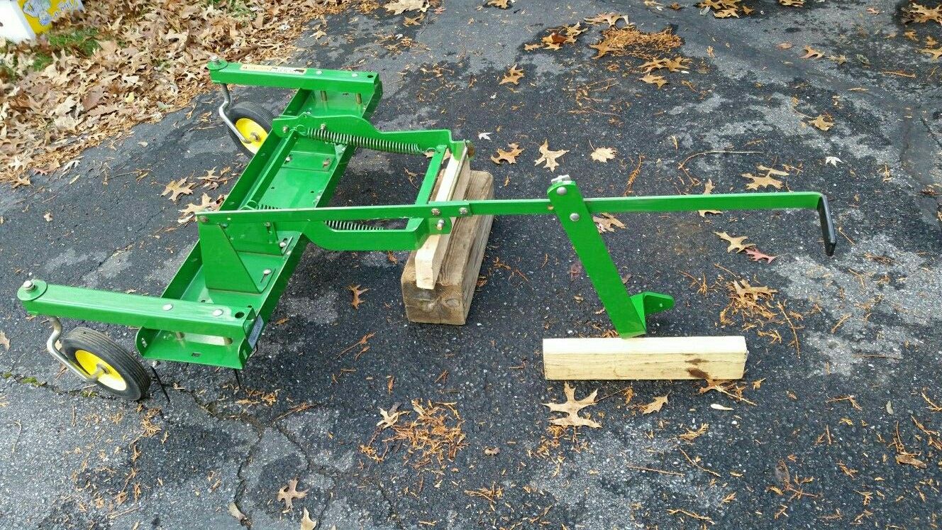 John Deere Dethatcher attachment Lp48004 and Lp48005