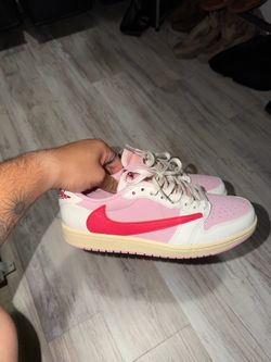 Travis Scott Jordan 1 - Tropical Pink