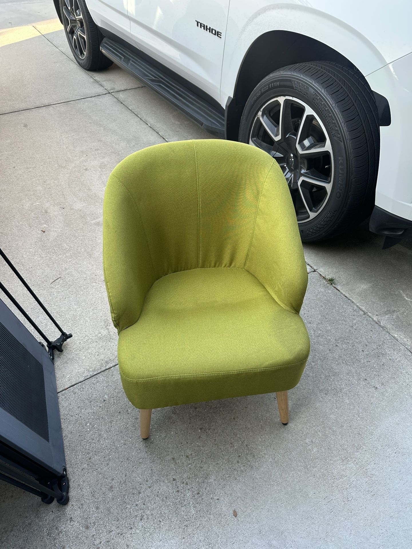 Freeeeeee. MUST PICK UP TODAY