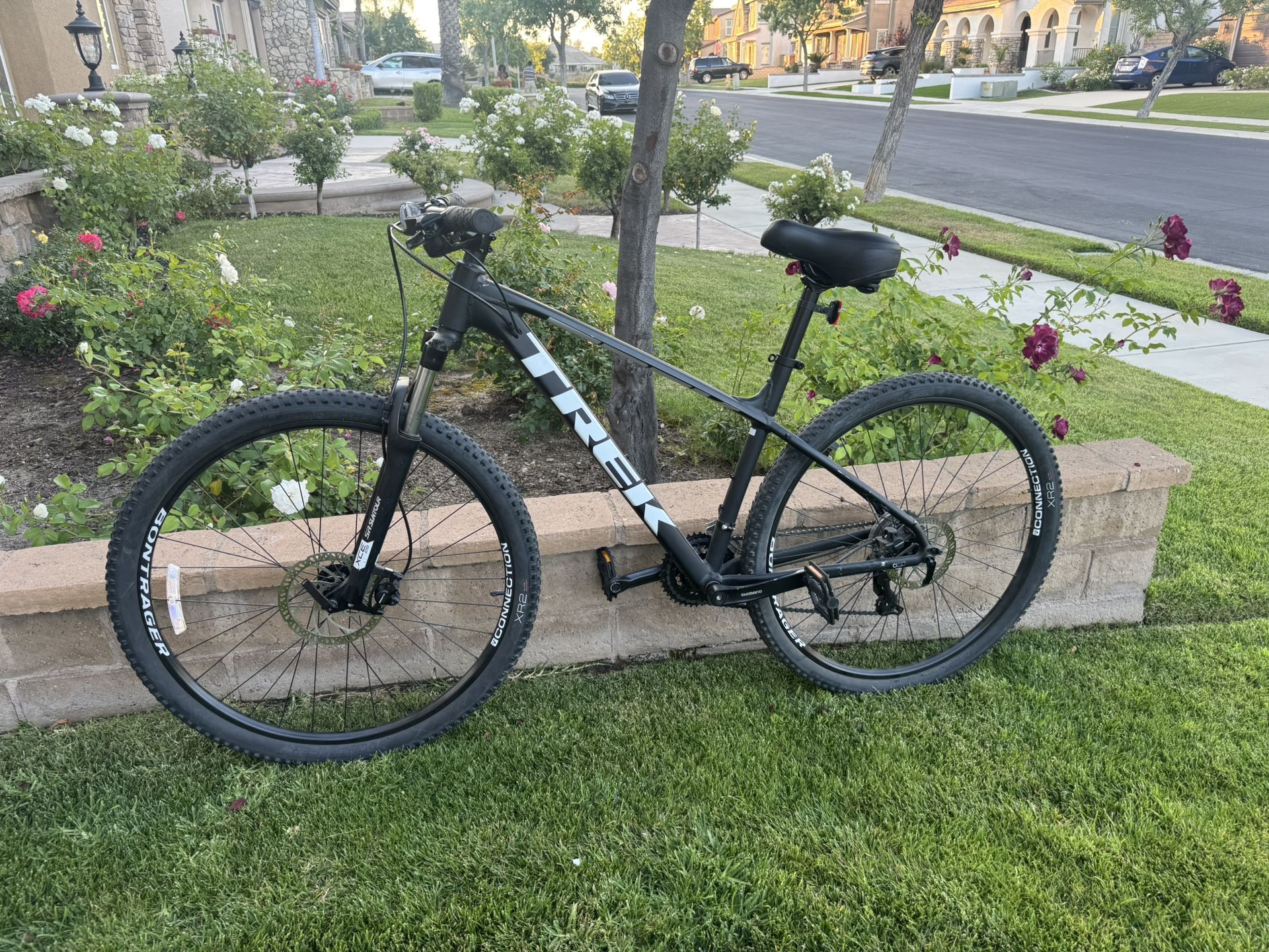 Trek Marlin 5 Mountain Bike