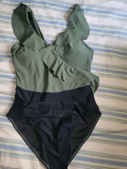 Women's new bathing suit