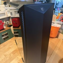 MSI GUNGNIR 100 Mid-tower PC Case ARGB LIGHTING