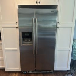 Kenmore Refrigerator / Freezer 