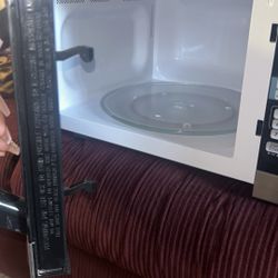 Brand New Microwave 