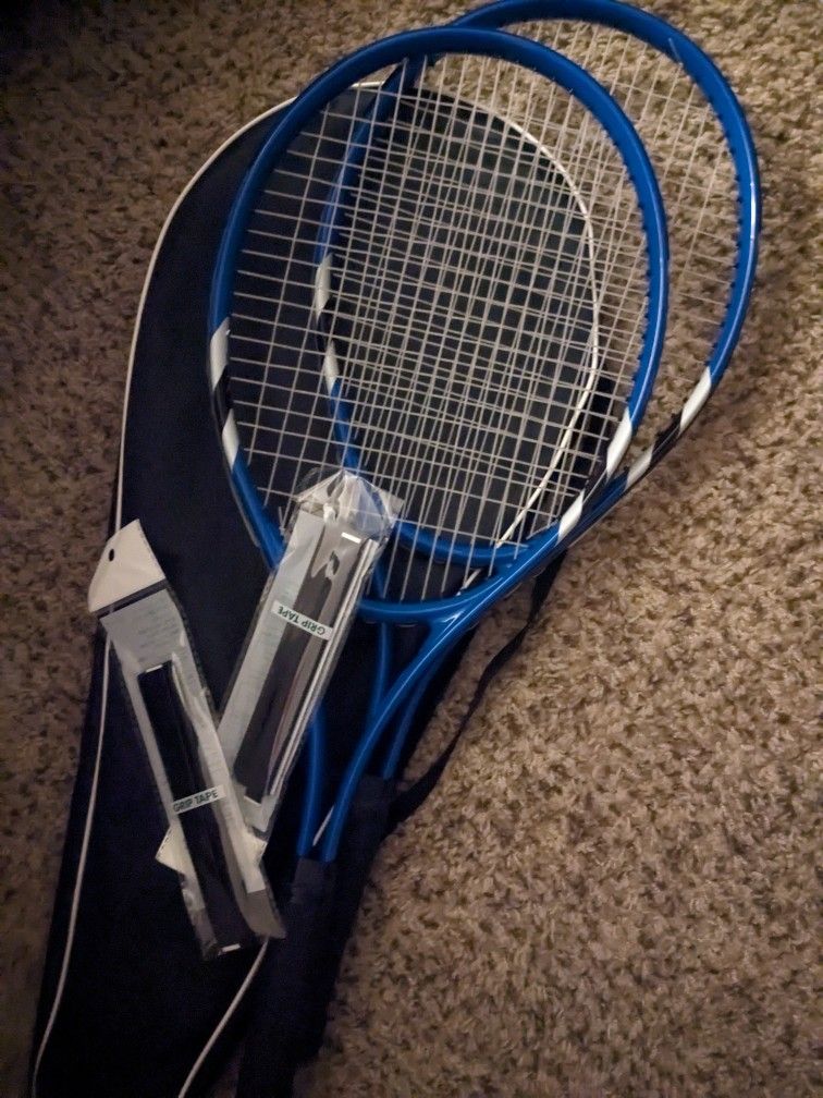 Set of brand new tennis racket