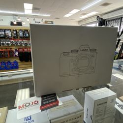 Panasonic LUMIX S1 II Body