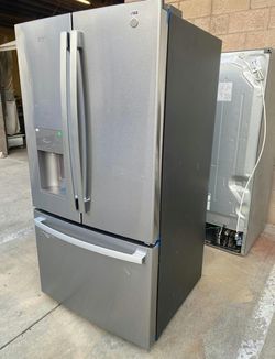 GE Stainless Steel French Door Fridge - Excellent Condition, EnergyStar