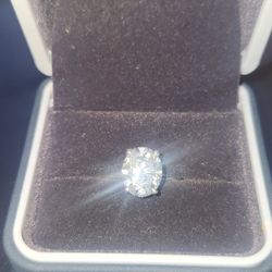 Size 6 MOISSANITE Ring  (BRAND NEW)