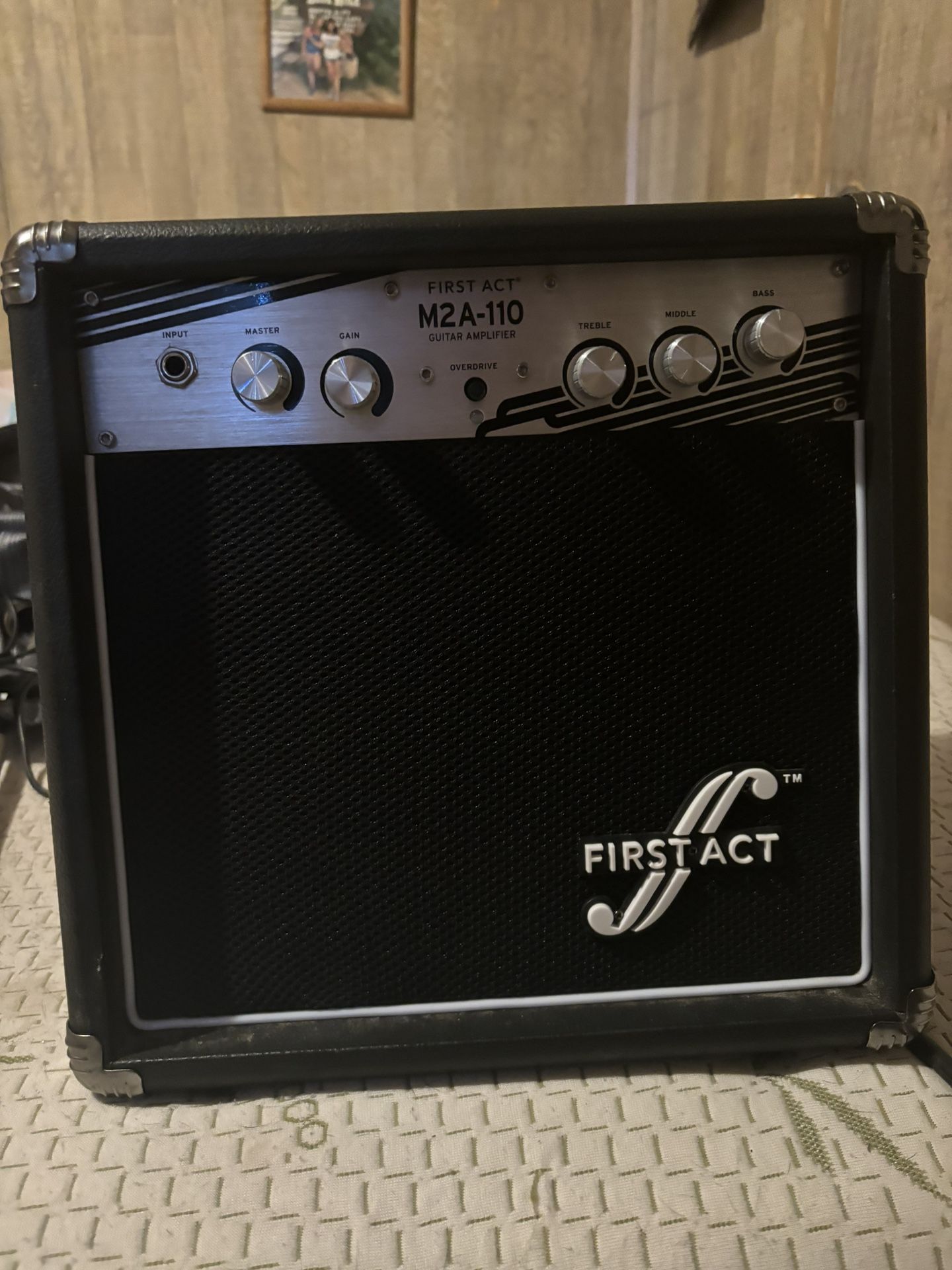 First Act M2A-110 Guitar AMP
