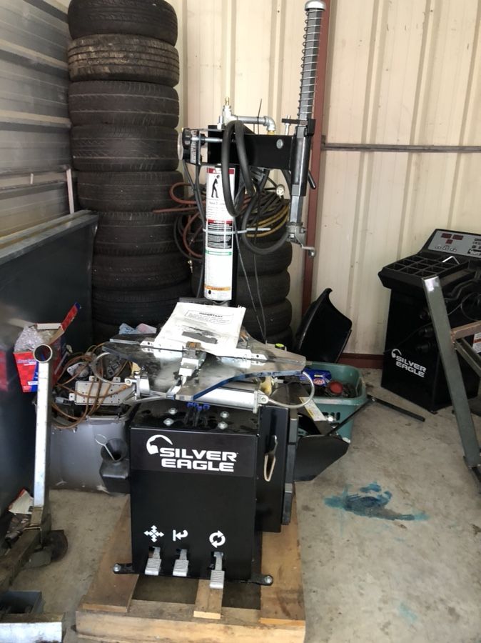 2017 Matco tools Tire changer.