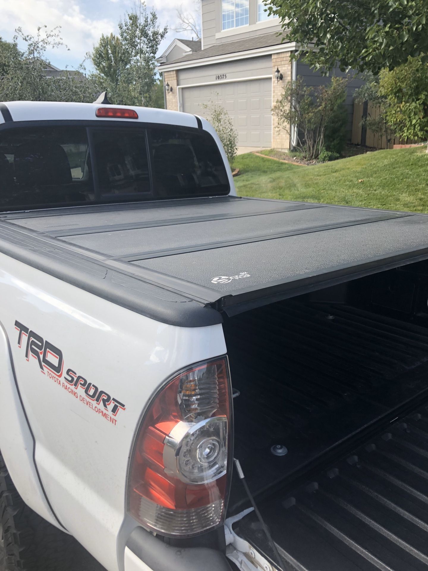 Bakflip G2 20052015 Toyota Short Bed (5ft) for Sale in Denver