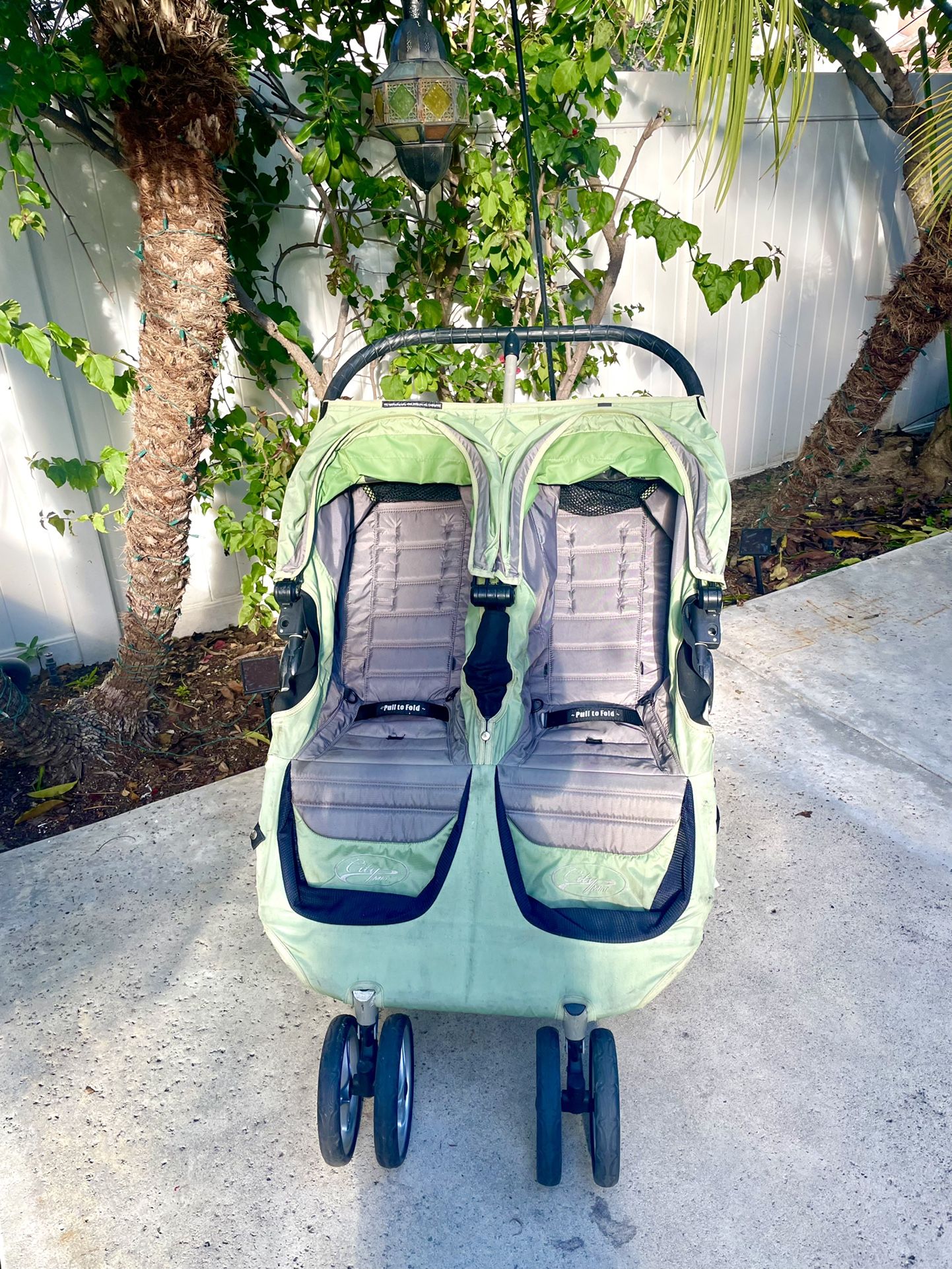 Baby Jogger City Mini Double Stroller Green black for Sale in