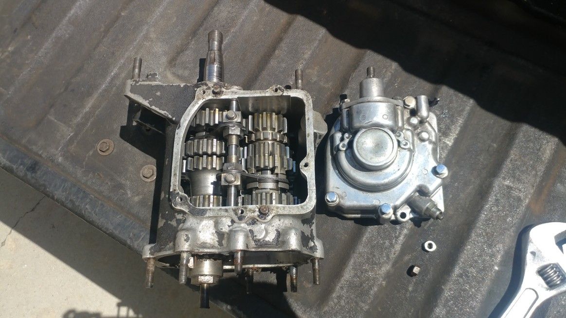Harley 1981 4 speed fxe cow pie transmission
