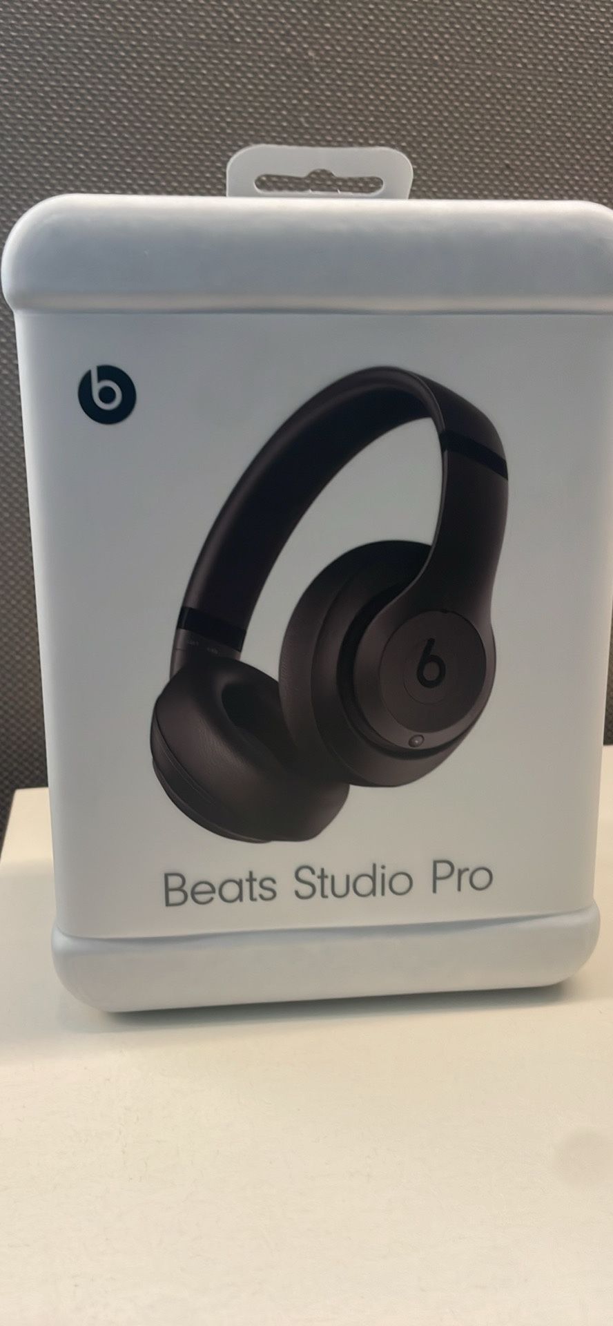 Beats Studio Pro