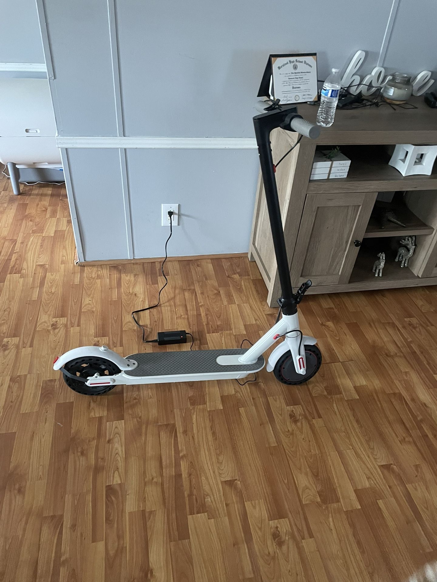 ELECTRIC SCOOTER FOR ALL AGES