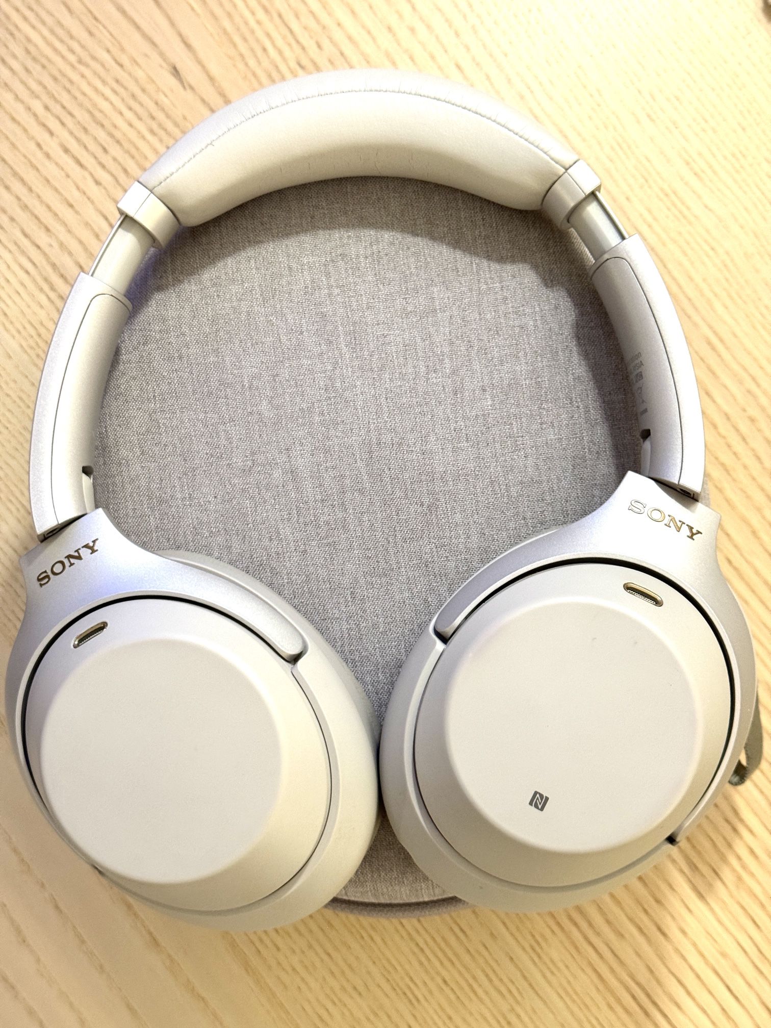 Selling my Sony WH-1000XM3 wireless noise cancelling headphones (silver)  $119 OBO (or best offer)