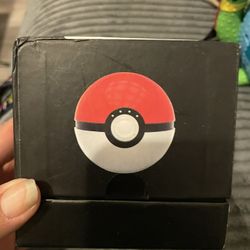 Pokémon Poké Ball Battery Bank